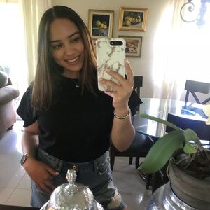 Meet your Posher, Samantha